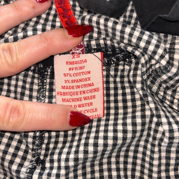 Morbid Threads Halter Top - Picture 4 of 4